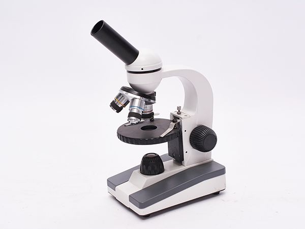 生物顯微鏡（光源640）